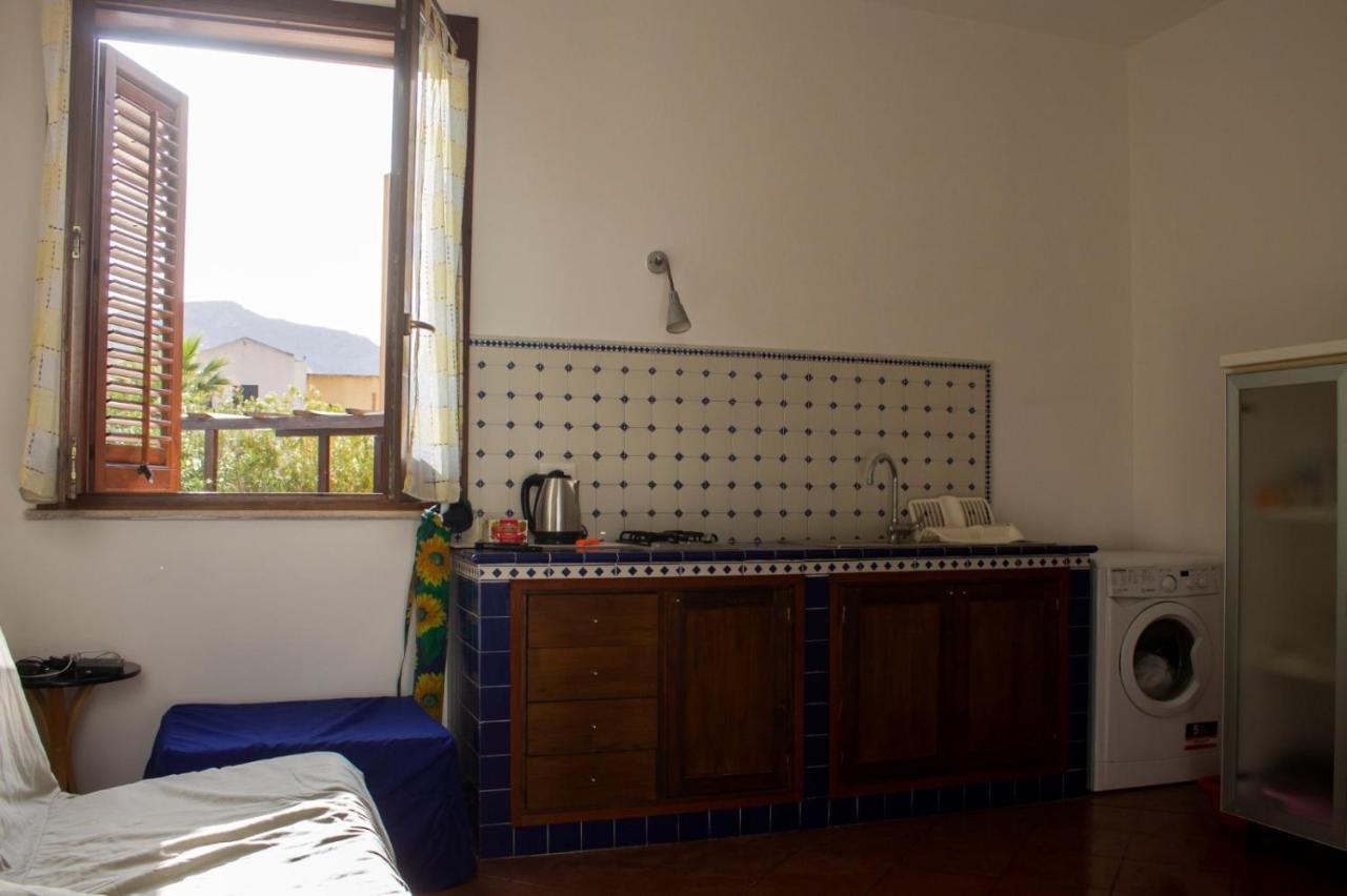 Casa Vacanze Di Anna E Selene Favignana Exterior foto
